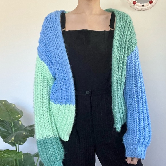 Wild Fable pastel green and blue knitted color block cardigan SIZE SMALL - Picture 4 of 6